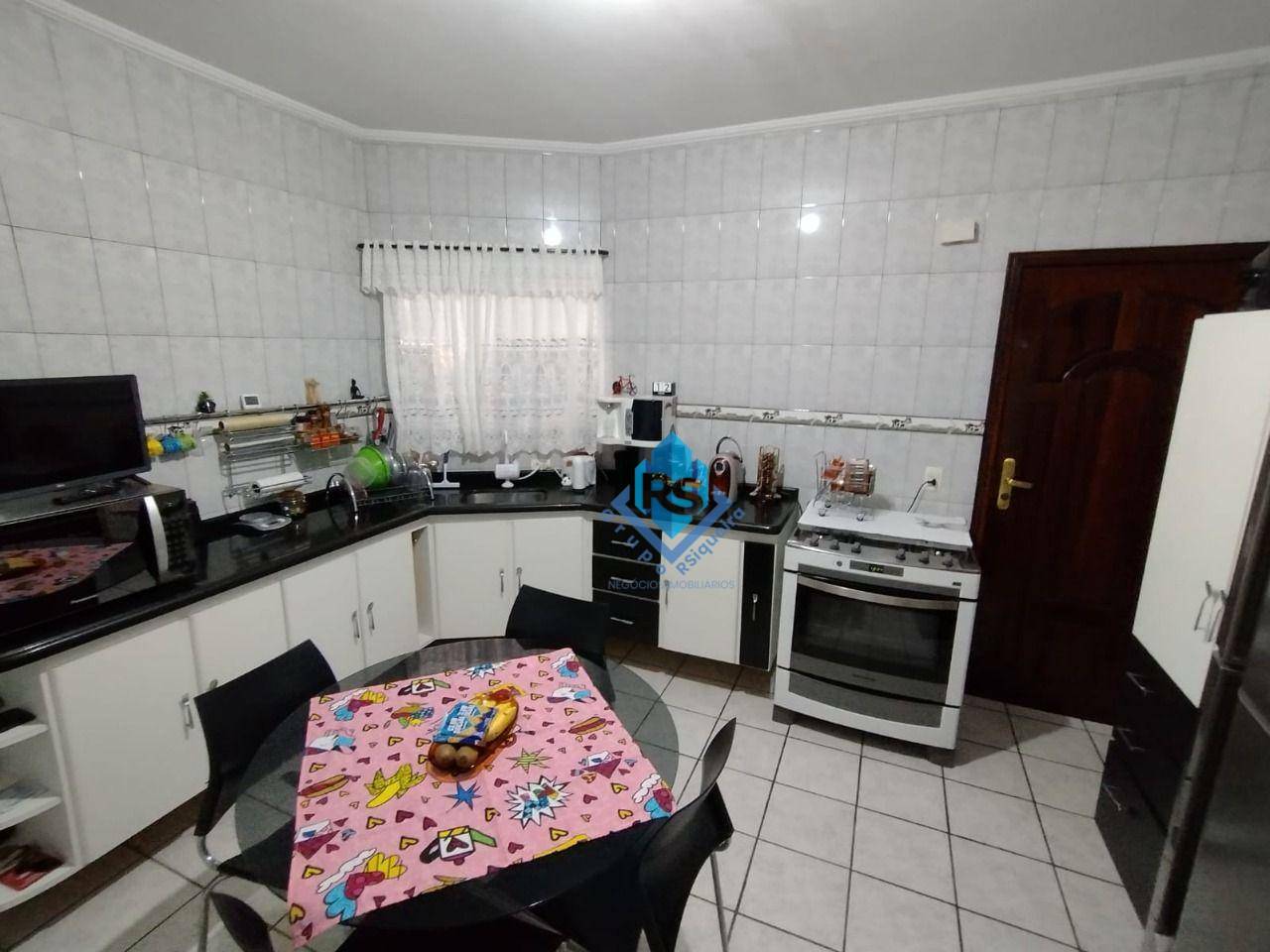 Casa à venda com 3 quartos, 210m² - Foto 10