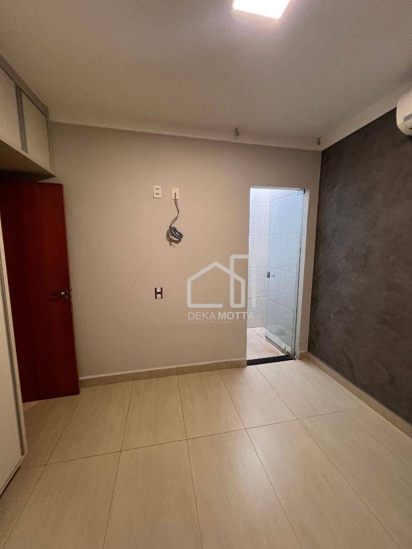 Casa à venda com 3 quartos, 240m² - Foto 43