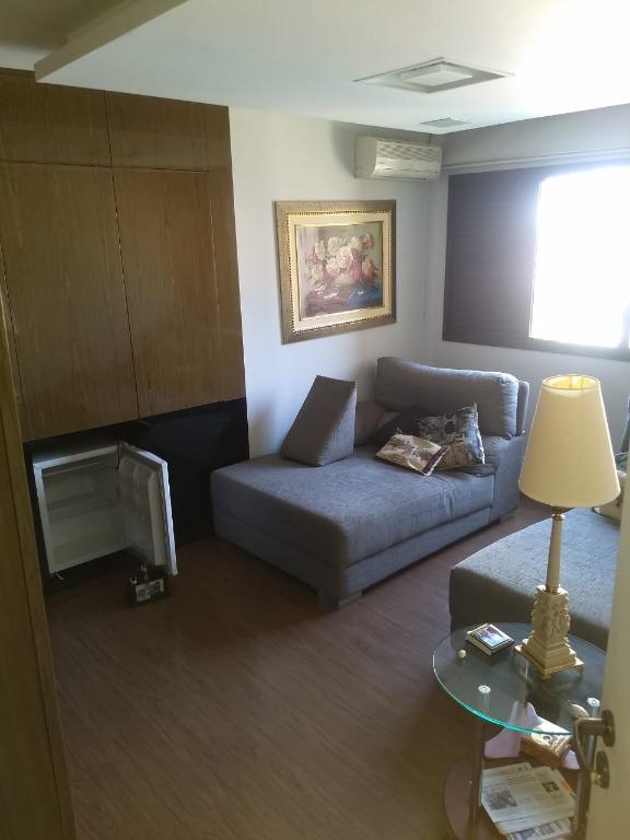 Apartamento à venda com 3 quartos, 144m² - Foto 8