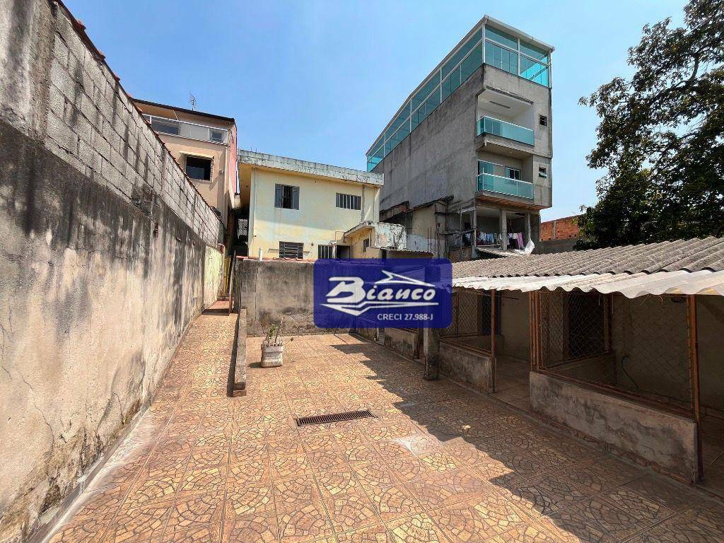 Casa à venda com 2 quartos, 122m² - Foto 1