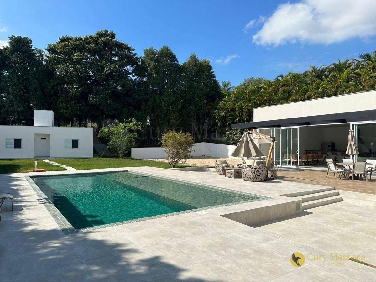 Casa de Condomínio à venda com 5 quartos, 495m² - Foto 3