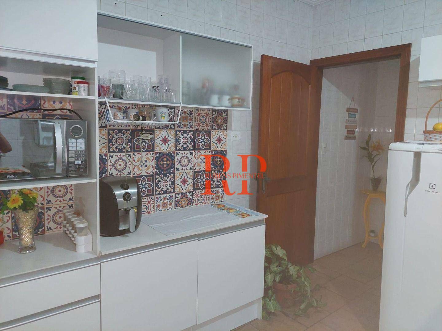 Casa à venda com 3 quartos, 240m² - Foto 28