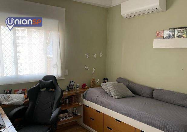 Apartamento à venda com 3 quartos, 235m² - Foto 12