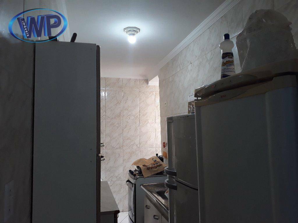 Apartamento à venda com 2 quartos, 42m² - Foto 4