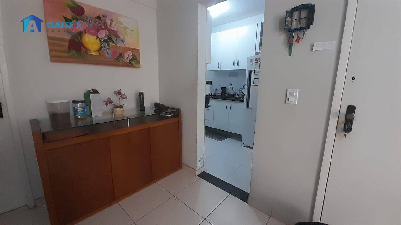 Apartamento à venda com 3 quartos, 91m² - Foto 17