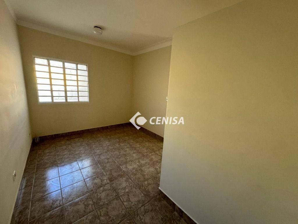 Apartamento à venda com 3 quartos, 87m² - Foto 3