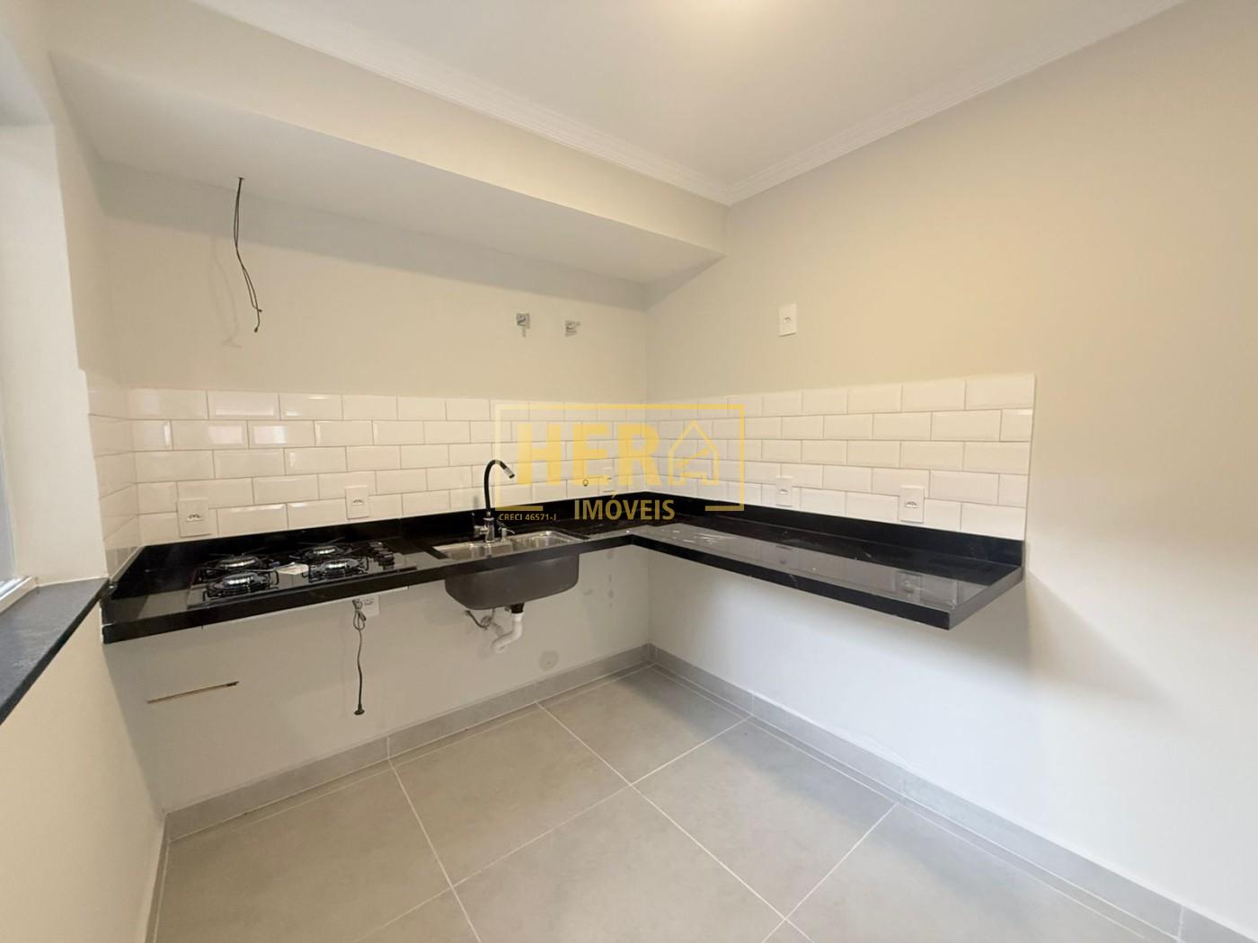Casa de Condomínio à venda, 220m² - Foto 4
