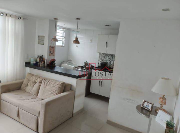 Apartamento à venda com 2 quartos, 60m² - Foto 1