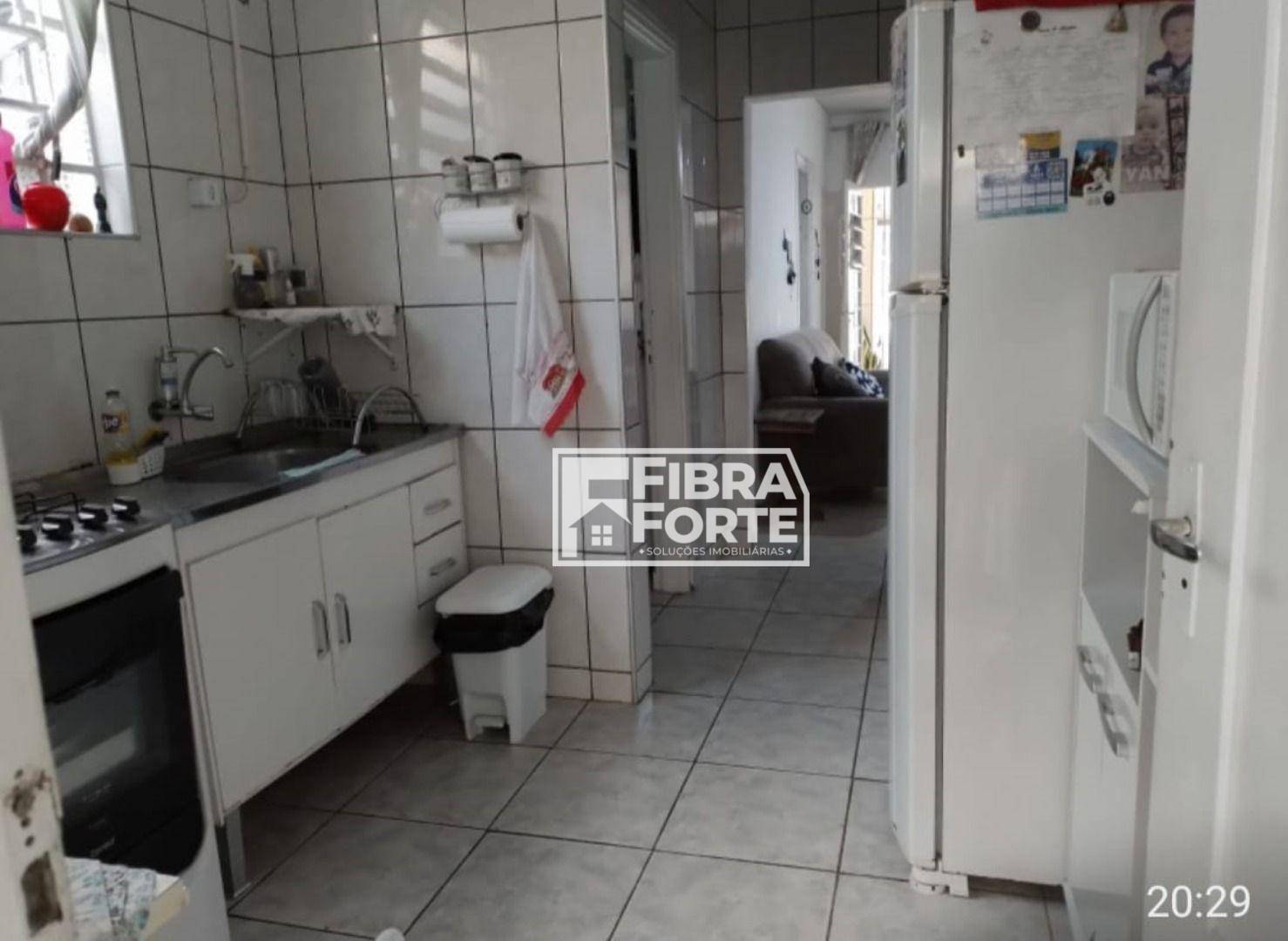 Casa à venda com 2 quartos, 65m² - Foto 6