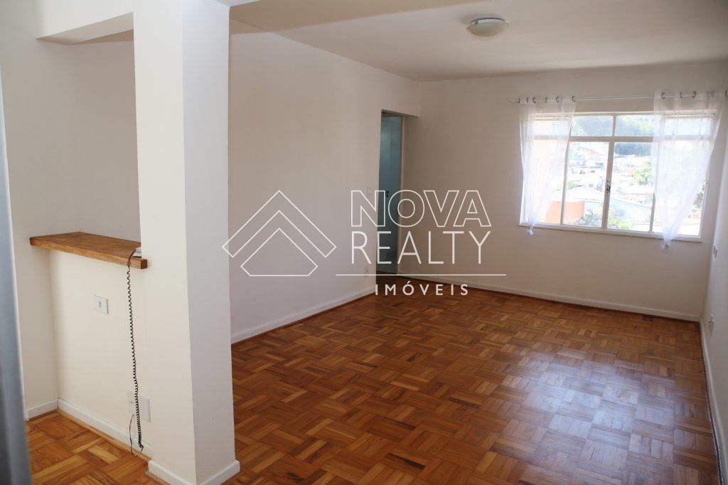 Apartamento à venda com 2 quartos, 71m² - Foto 1