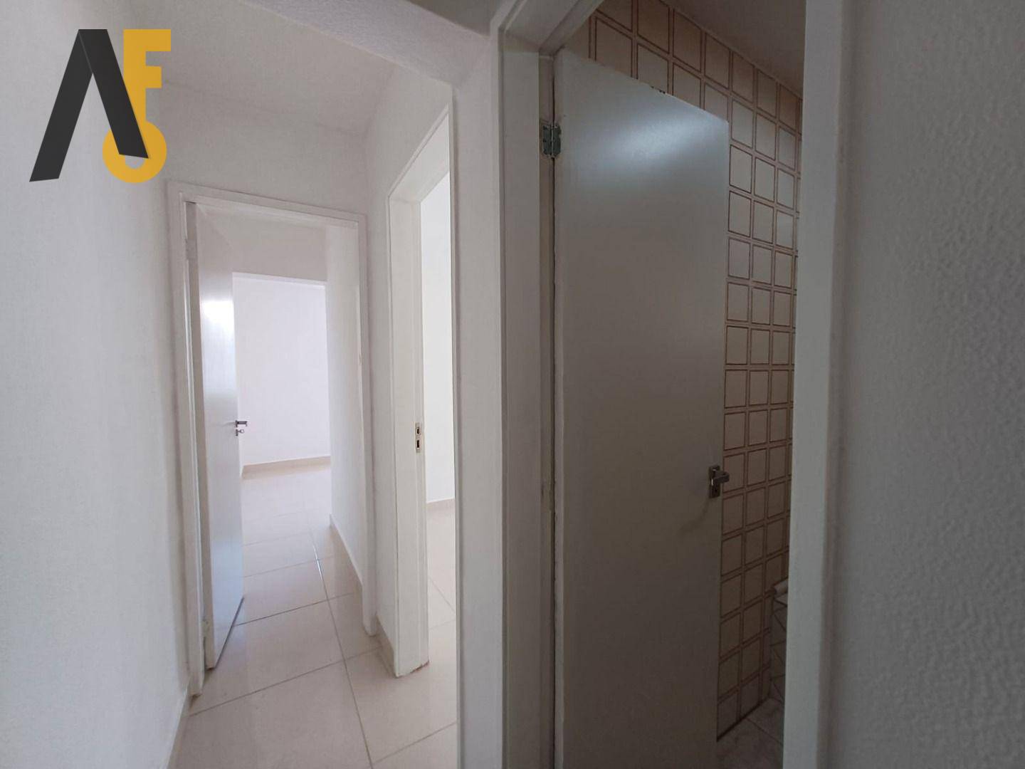 Apartamento à venda com 2 quartos, 63m² - Foto 9