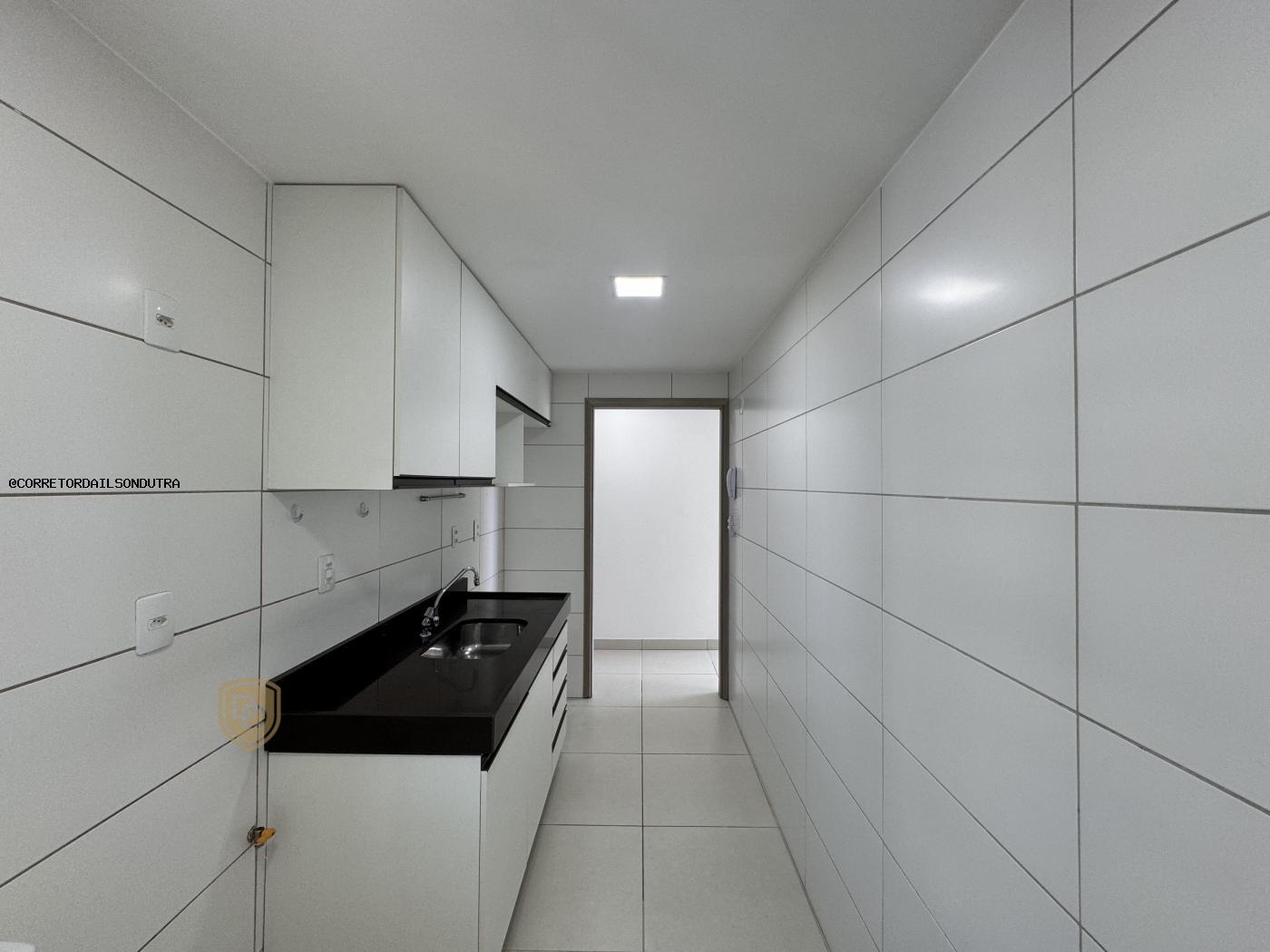 Apartamento à venda com 2 quartos, 72m² - Foto 10