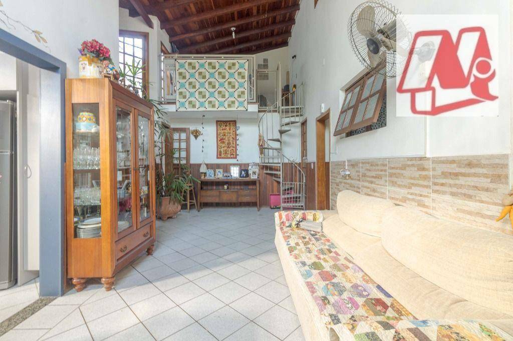 Casa à venda com 3 quartos, 145m² - Foto 25