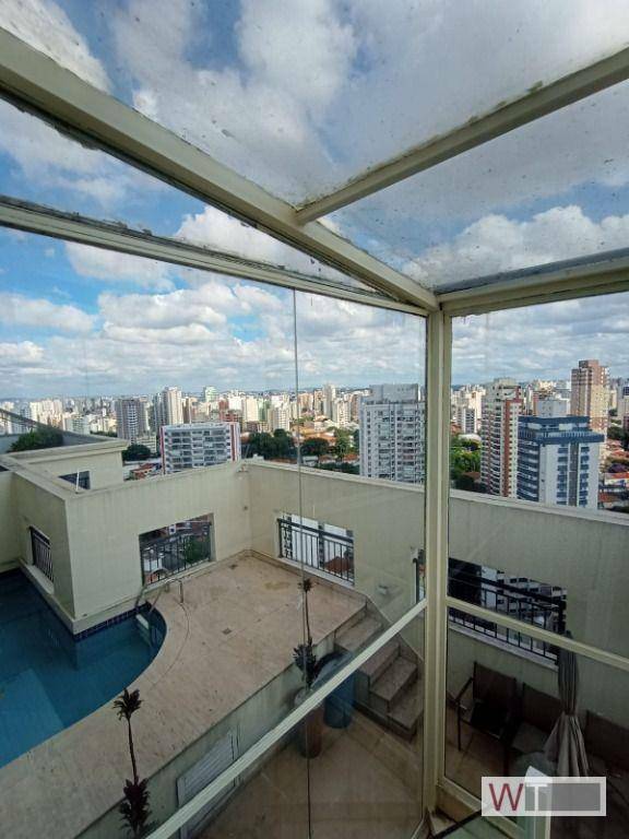 Cobertura à venda com 4 quartos, 230m² - Foto 1