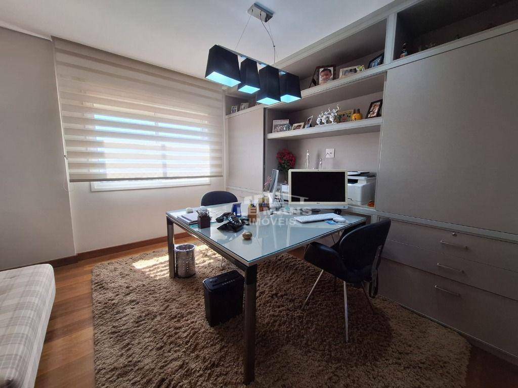 Apartamento à venda com 4 quartos, 278m² - Foto 21