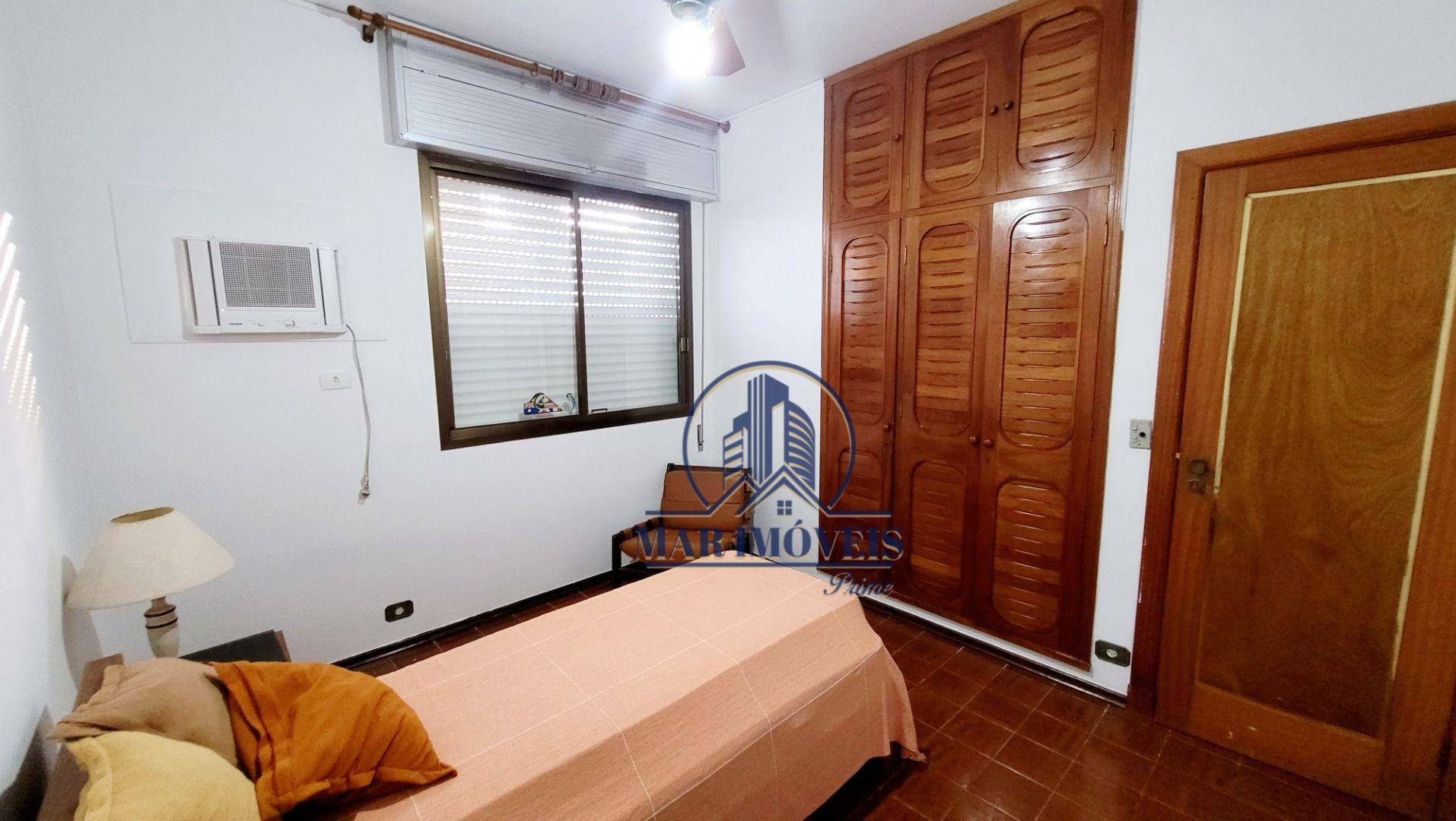 Apartamento para alugar com 3 quartos, 190m² - Foto 12