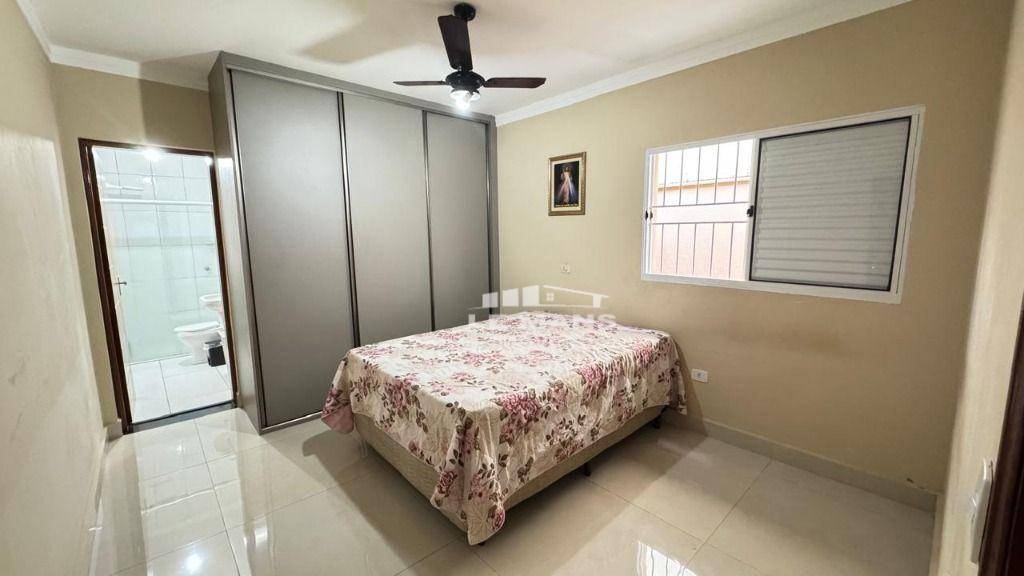 Casa à venda com 2 quartos, 110m² - Foto 16