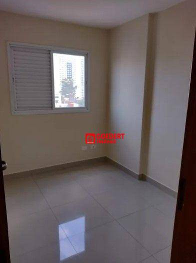 Apartamento para alugar com 3 quartos, 70m² - Foto 10