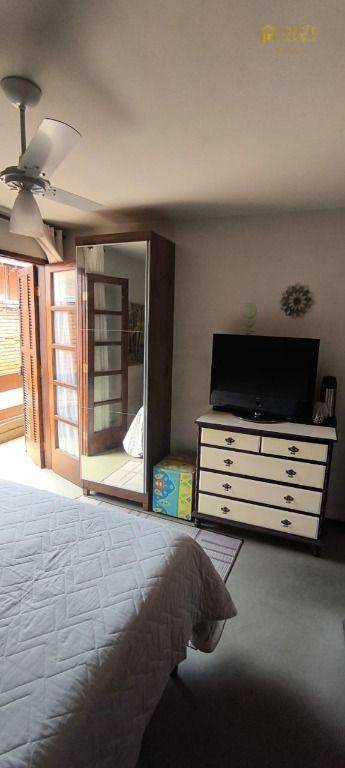 Casa à venda com 3 quartos, 204m² - Foto 6