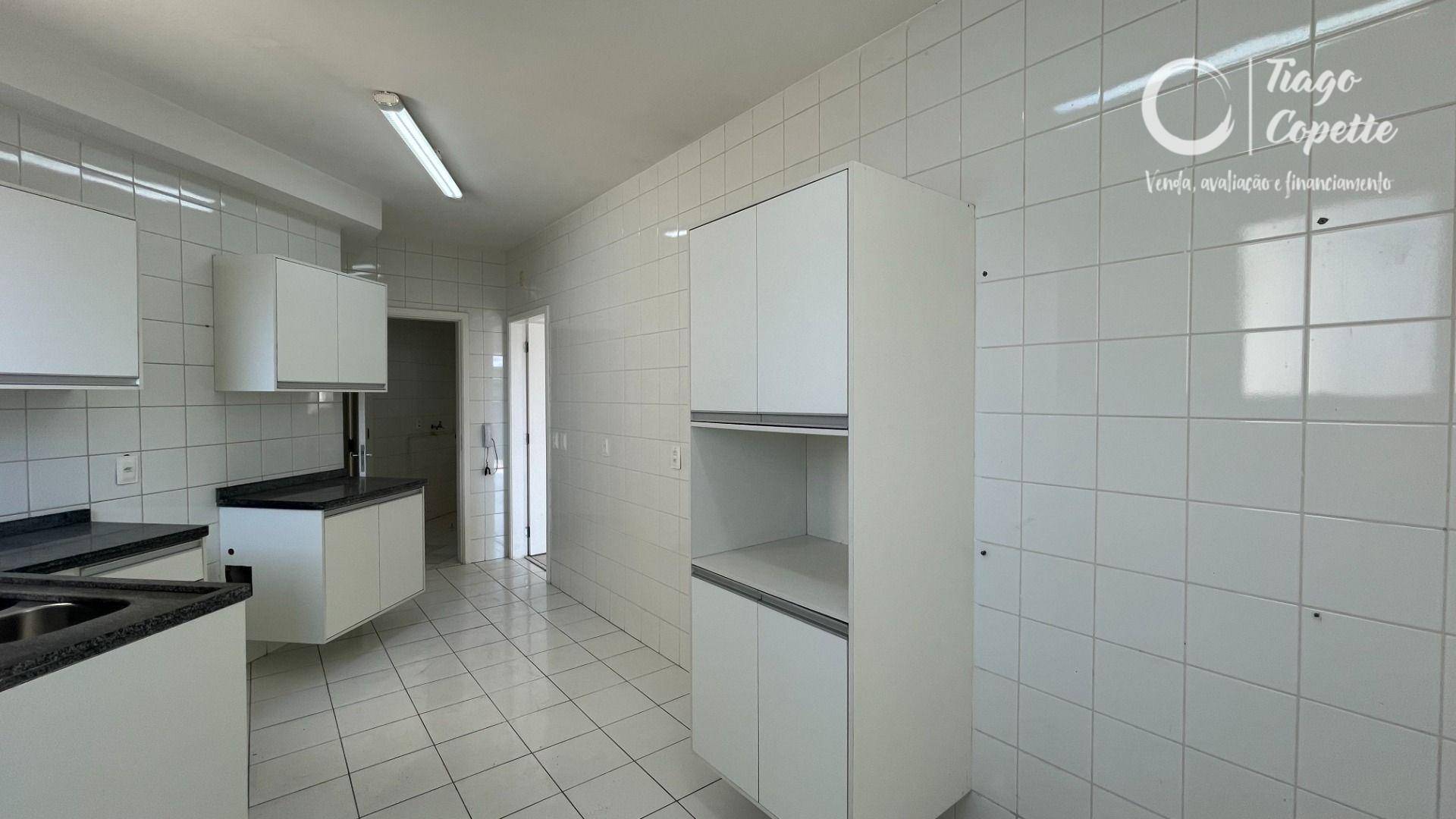 Apartamento para alugar com 3 quartos, 117m² - Foto 26