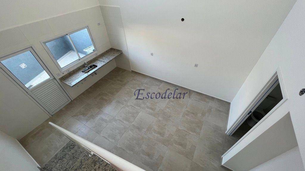 Sobrado à venda com 2 quartos, 80m² - Foto 4