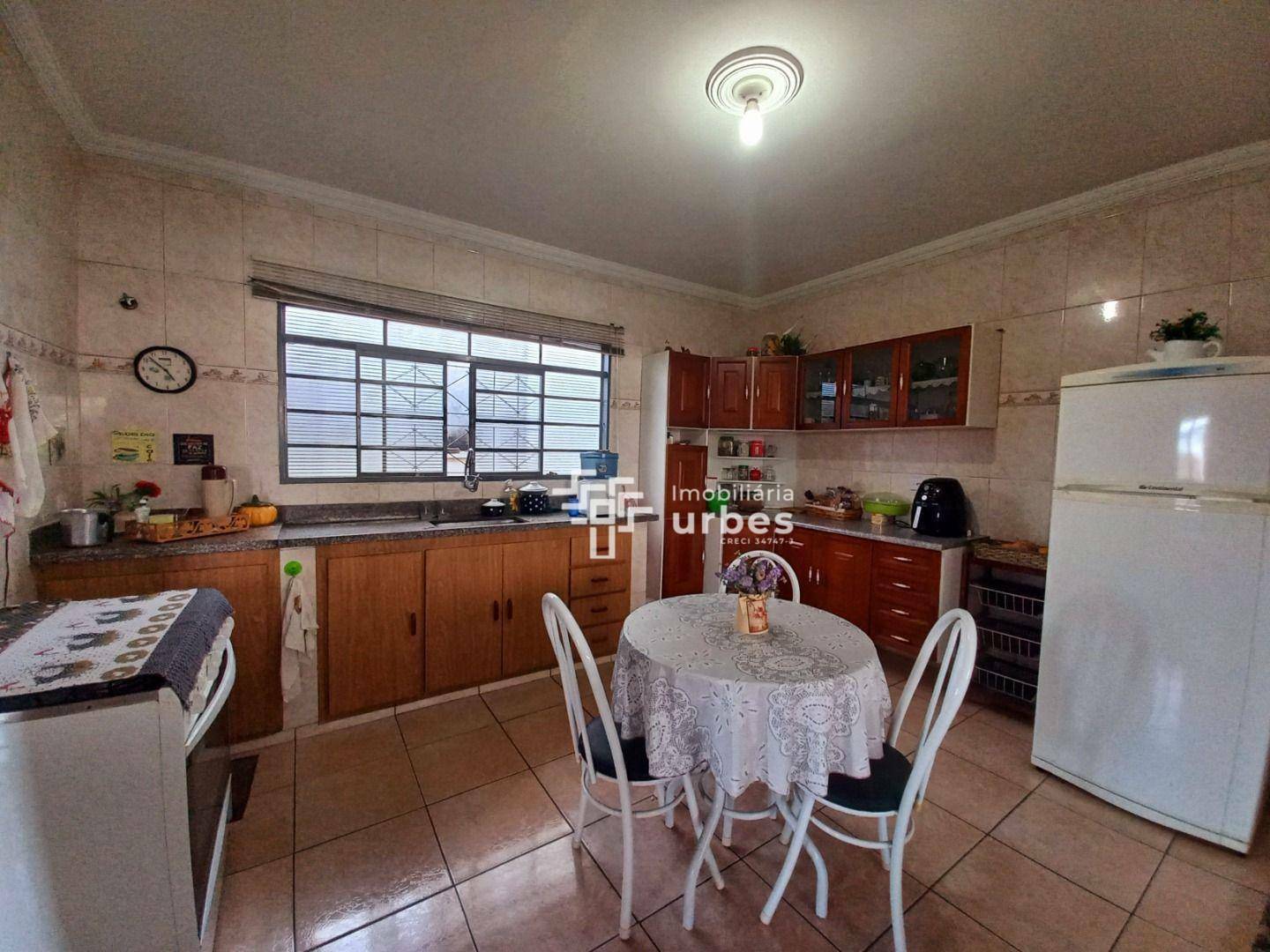 Casa à venda com 3 quartos, 342m² - Foto 27