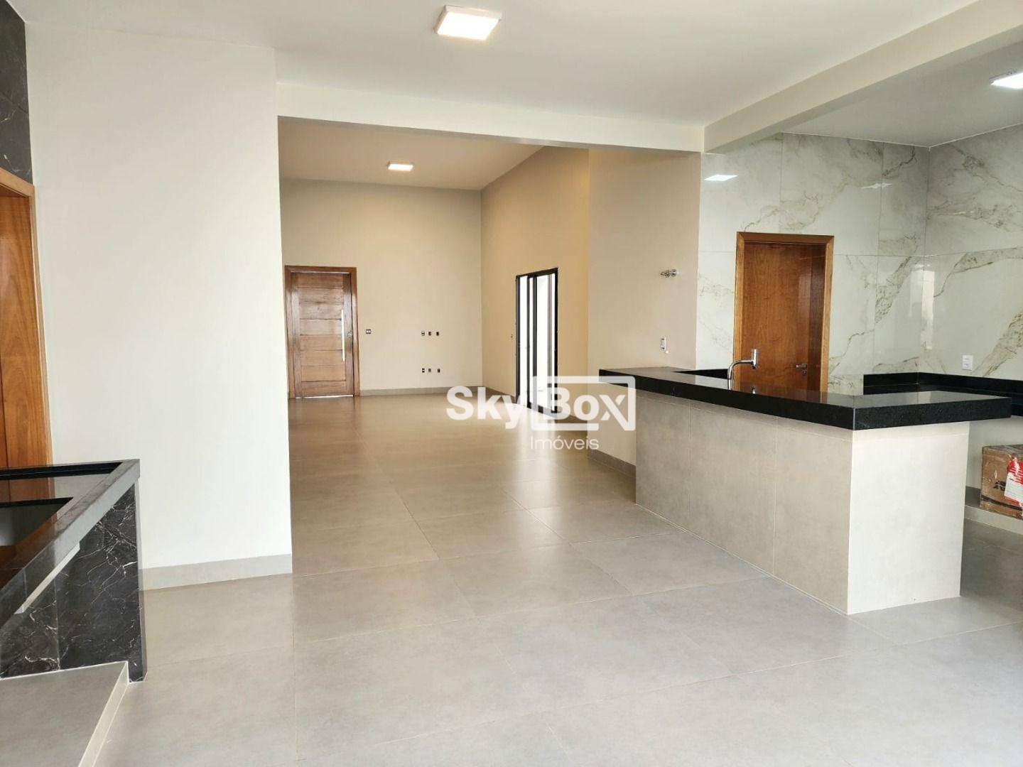 Casa à venda com 3 quartos, 200m² - Foto 10