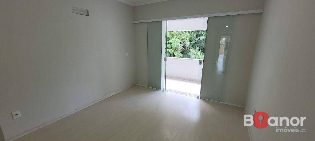 Casa para alugar com 3 quartos, 167m² - Foto 9