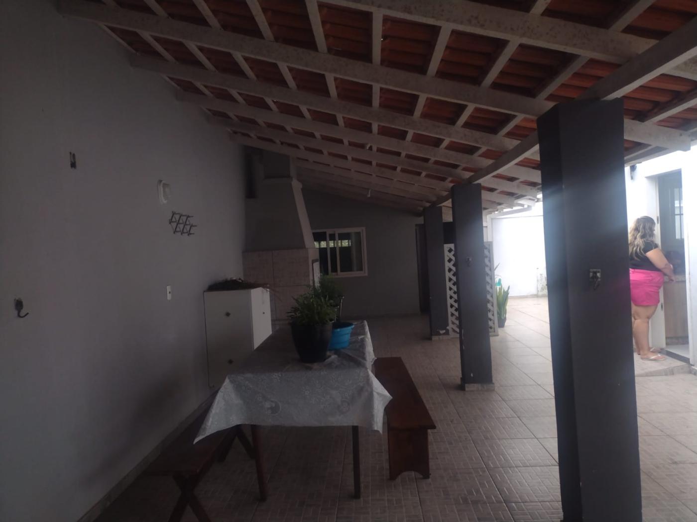 Casa à venda com 3 quartos, 300m² - Foto 4