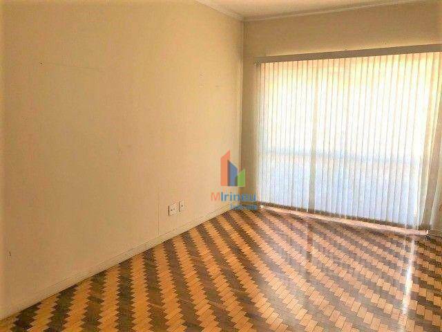 Apartamento à venda com 3 quartos, 87m² - Foto 1