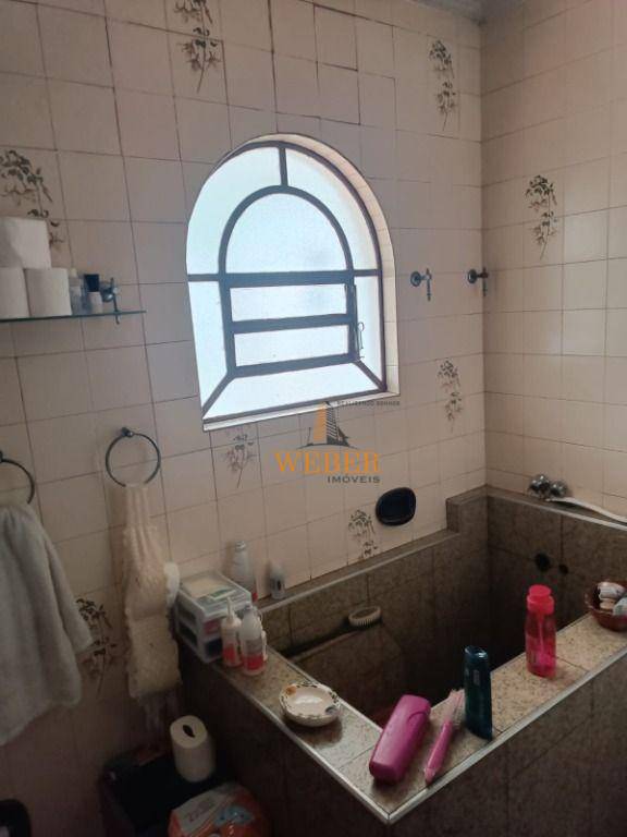 Sobrado à venda com 4 quartos, 300m² - Foto 17