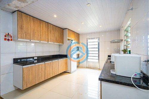 Casa, 6 quartos, 310 m² - Foto 1