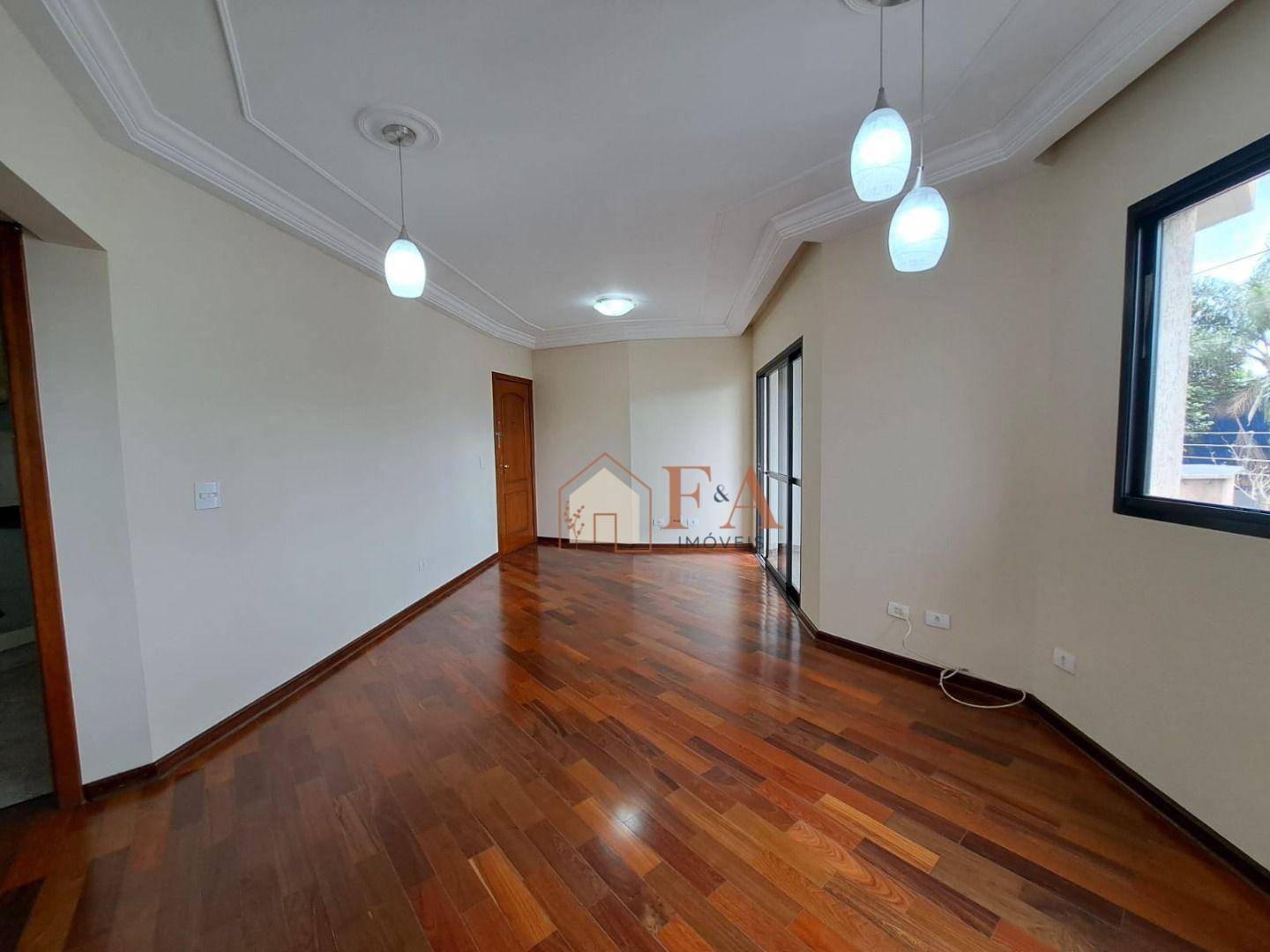 Apartamento à venda com 3 quartos, 115m² - Foto 3