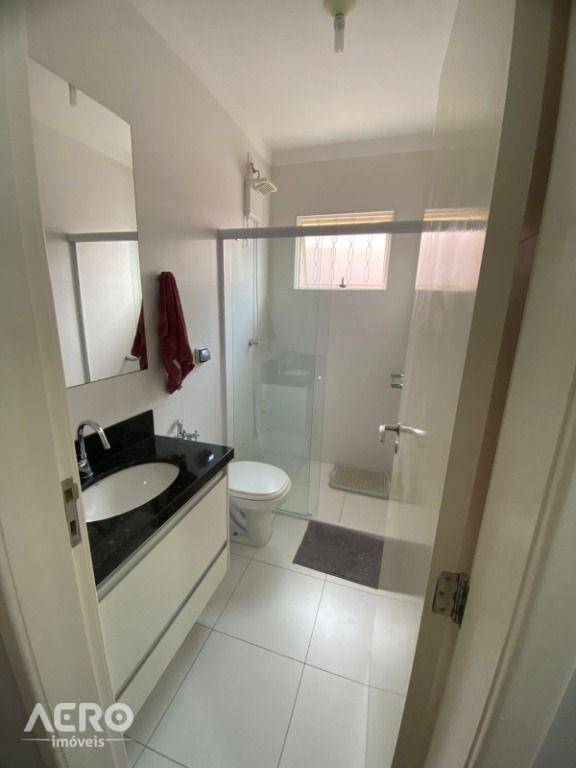 Casa à venda com 3 quartos, 134m² - Foto 6