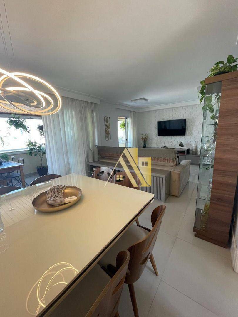 Apartamento à venda com 3 quartos, 128m² - Foto 4