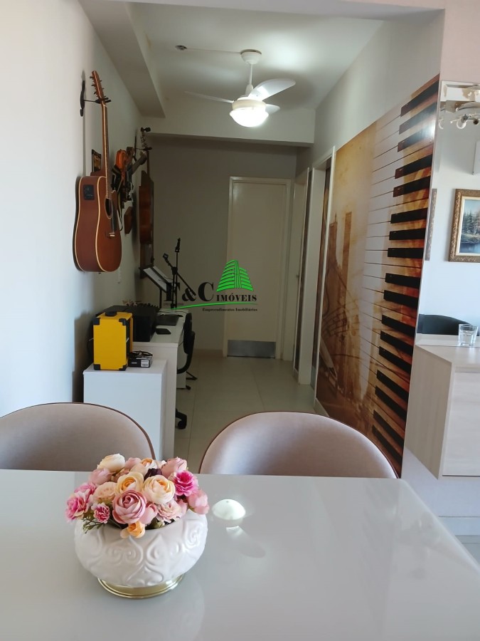 Apartamento à venda com 2 quartos, 58m² - Foto 11