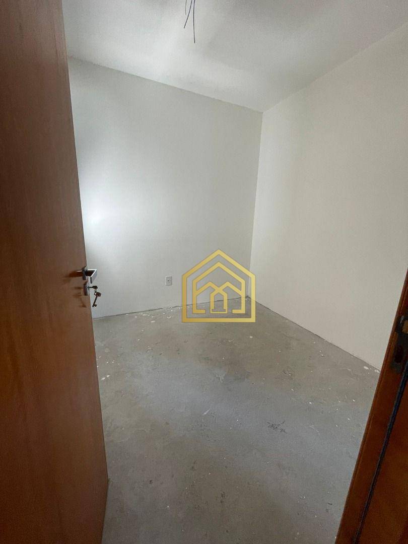 Apartamento à venda com 3 quartos, 77m² - Foto 10