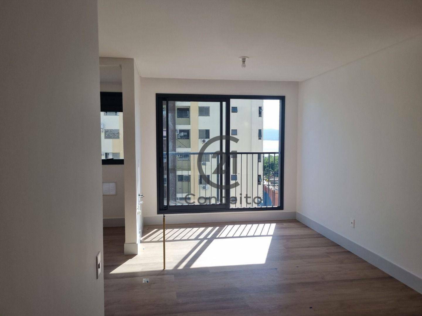 Apartamento à venda com 2 quartos, 76m² - Foto 1