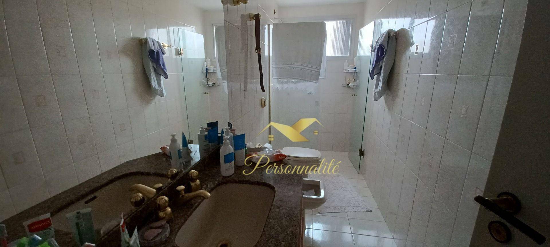 Apartamento à venda com 4 quartos, 210m² - Foto 19