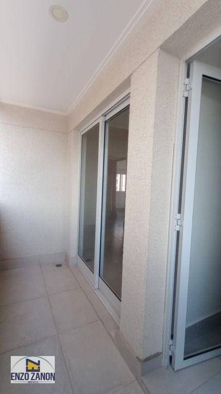 Apartamento para alugar com 2 quartos, 64m² - Foto 7