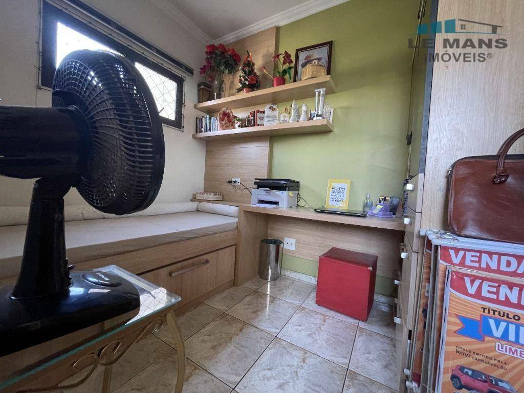 Apartamento à venda com 3 quartos, 123m² - Foto 13