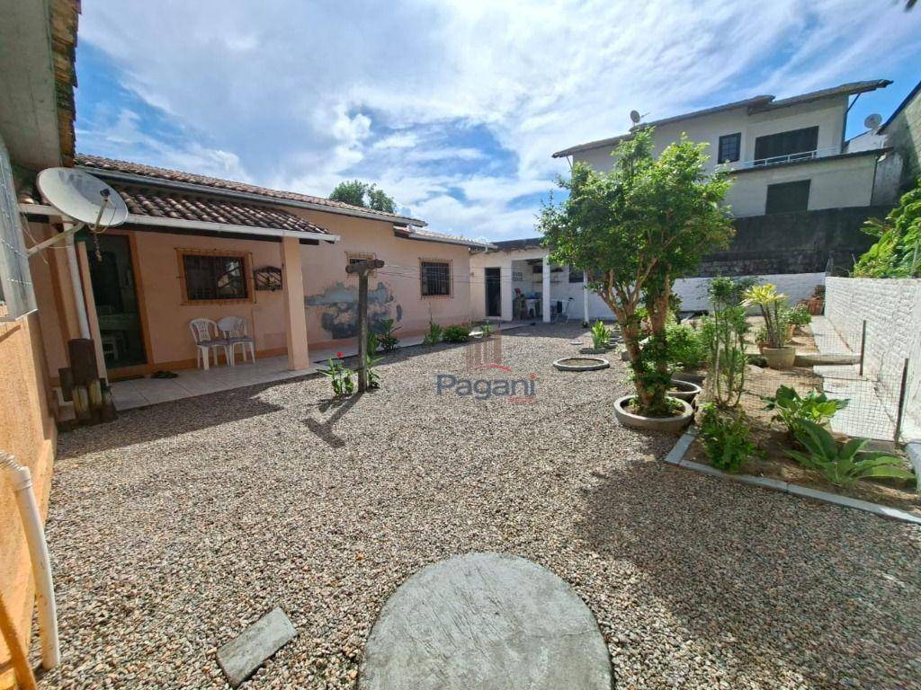 Casa, 5 quartos, 160 m² - Foto 4