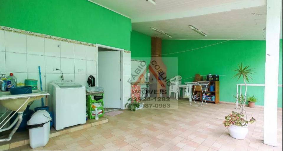 Casa à venda com 2 quartos, 200m² - Foto 20