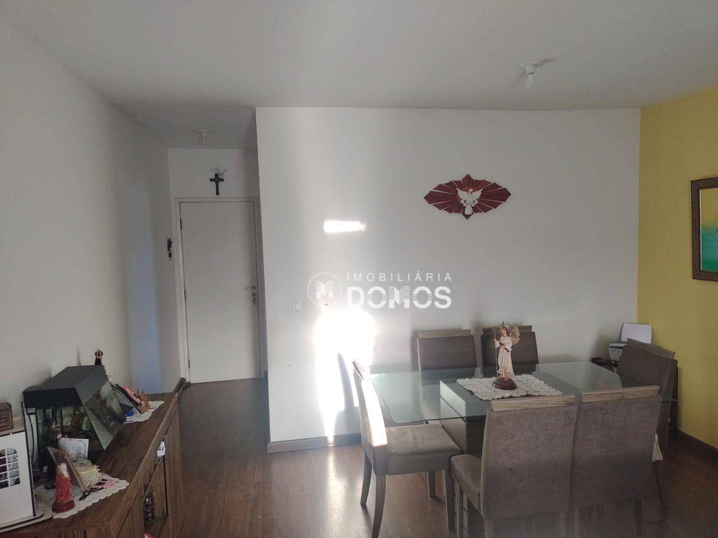 Apartamento à venda com 2 quartos, 72m² - Foto 3