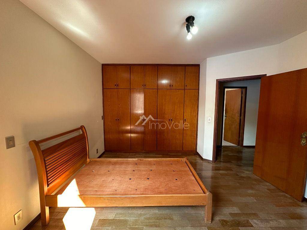 Casa de Condomínio à venda e aluguel com 4 quartos, 220m² - Foto 36