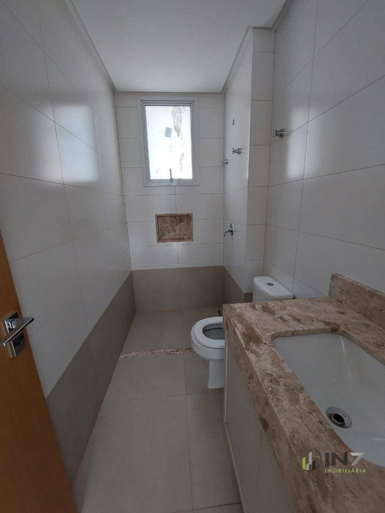 Apartamento à venda com 4 quartos, 180m² - Foto 7