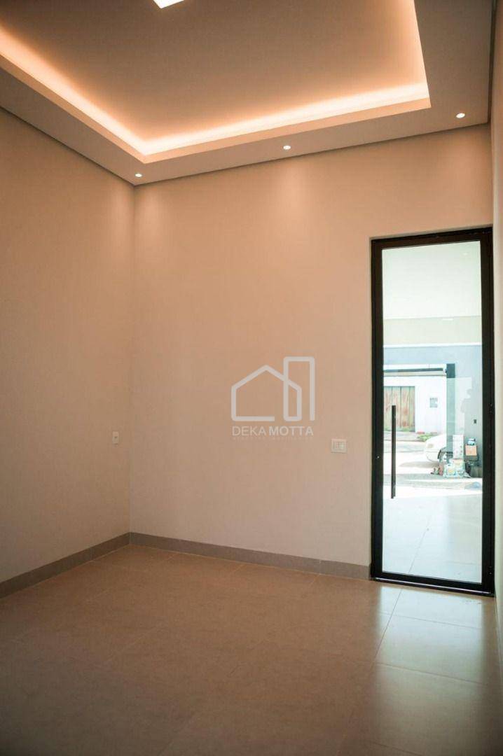 Casa à venda com 3 quartos, 132m² - Foto 4