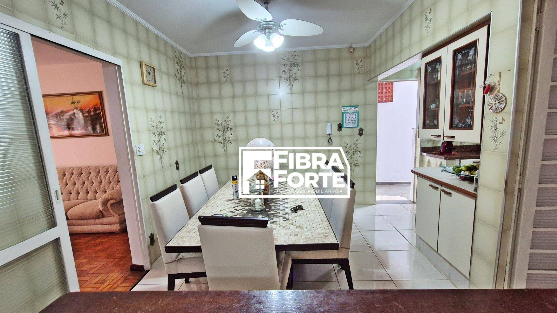 Casa, 3 quartos, 254 m² - Foto 4