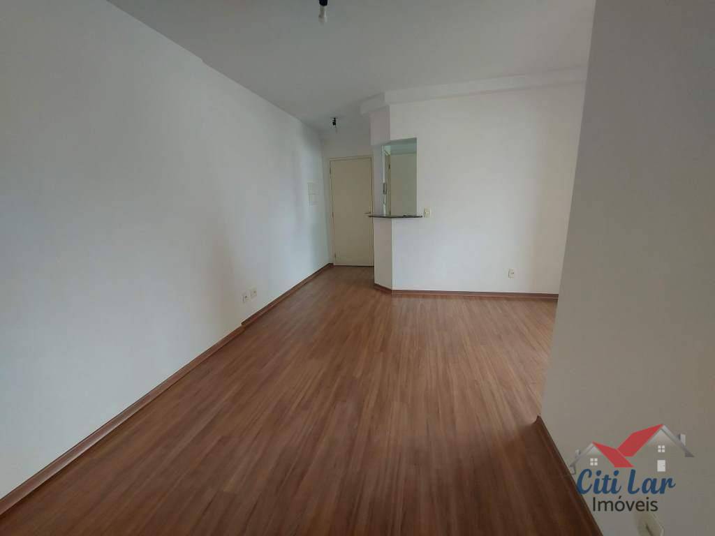 Apartamento à venda com 3 quartos, 61m² - Foto 18