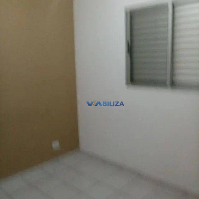 Apartamento à venda com 3 quartos, 64m² - Foto 12